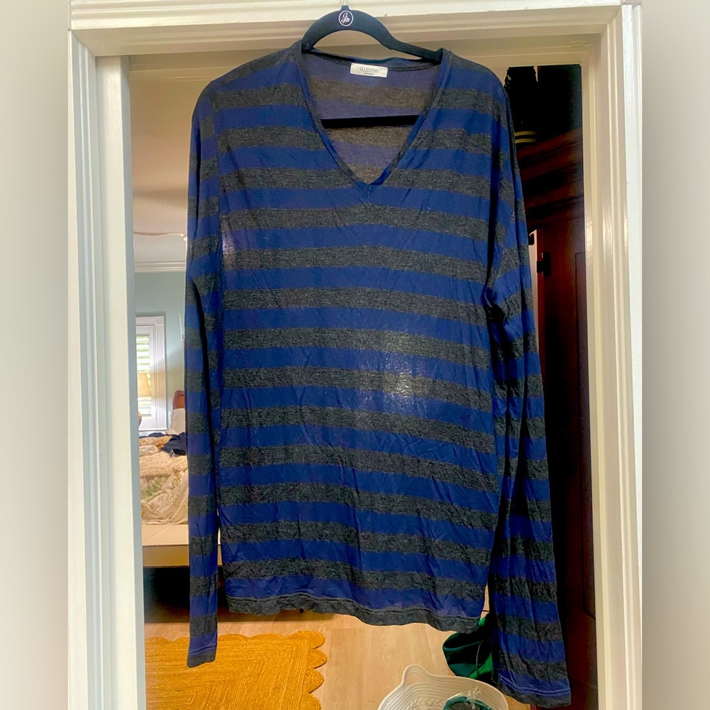 Men’s ValentinoStripe Vneck long sleeve